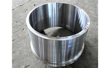 山西法蘭鍛件廠家應(yīng)選擇恰當(dāng)?shù)睦鋮s速度和終冷溫度。